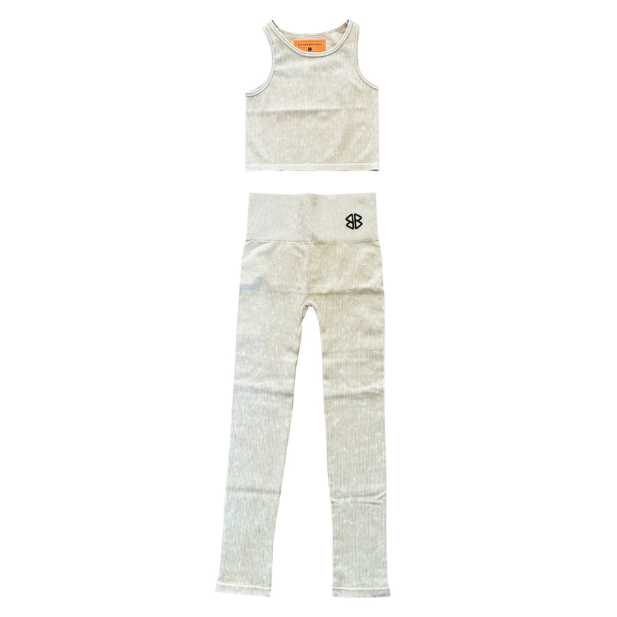 BB RIBBED WORKOUT SET (TAUPE)