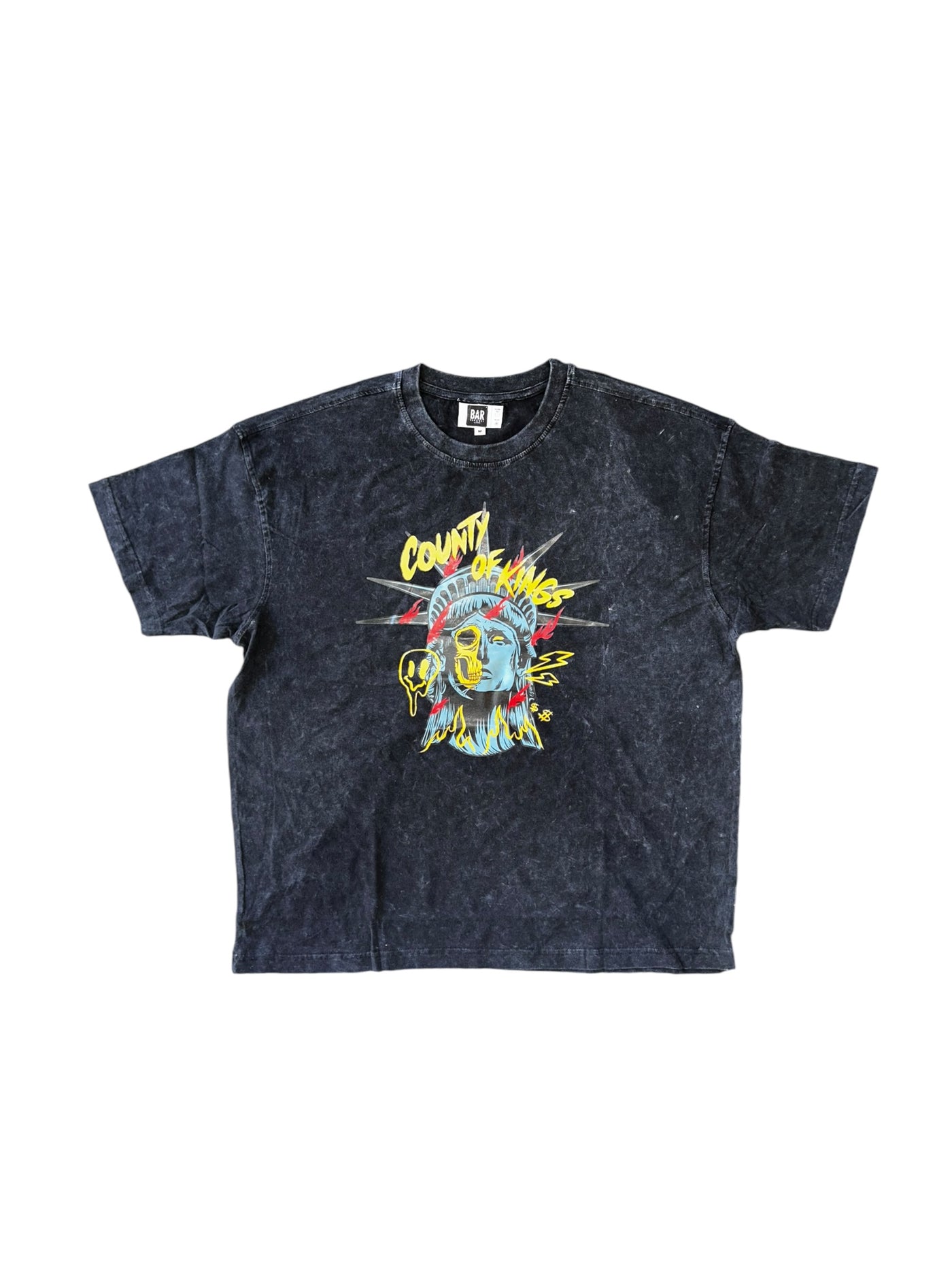 COUNTY OF KINGS LADY LIBERTY ACID WASHED TEE (BLACK)