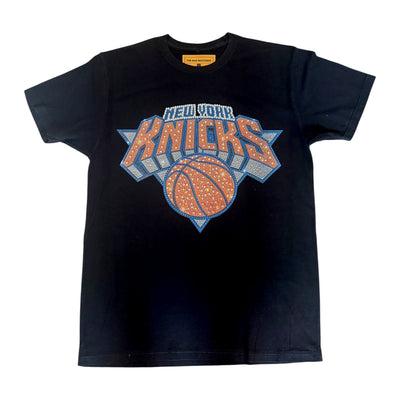 KNICKS RHINESTONE TEE (BLACK)